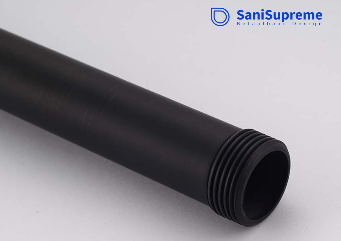 SaniSupreme verlengbuis douche 30 cm rond mat zwart alleen in combinatie tbv Florida douche set