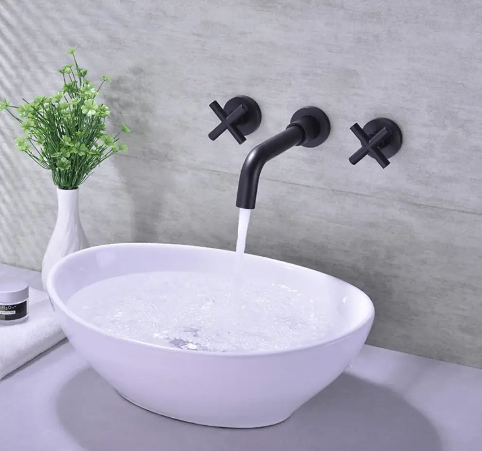 Wastafel inbouwkraan mat zwart met dubbele hendels - SaniSupreme Bologna
